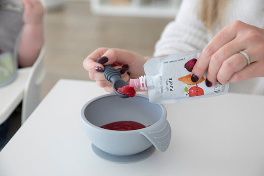 feeding baby first solid foods