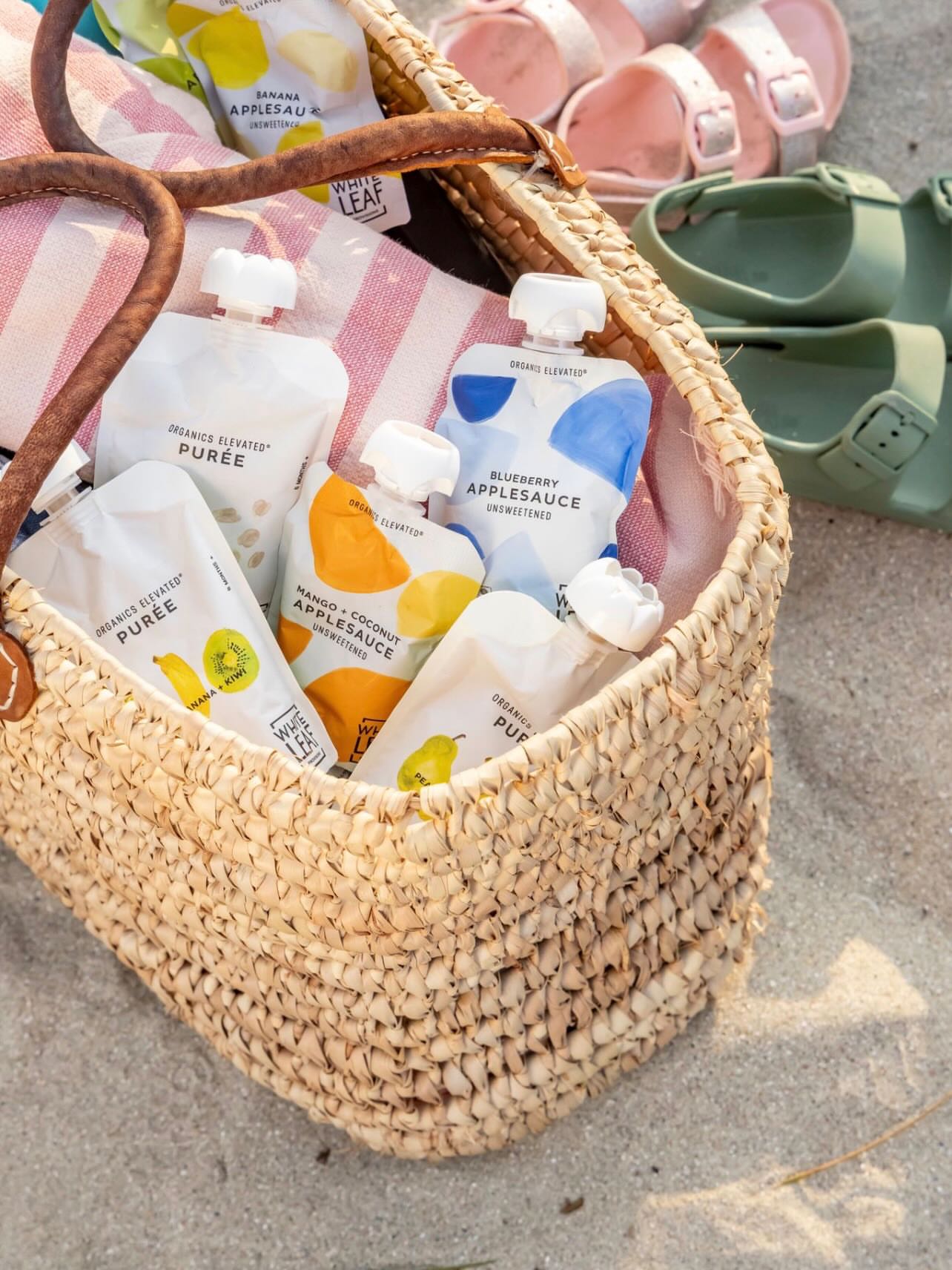 organic baby foods pouches and applesauce pouches from white leaf provisions